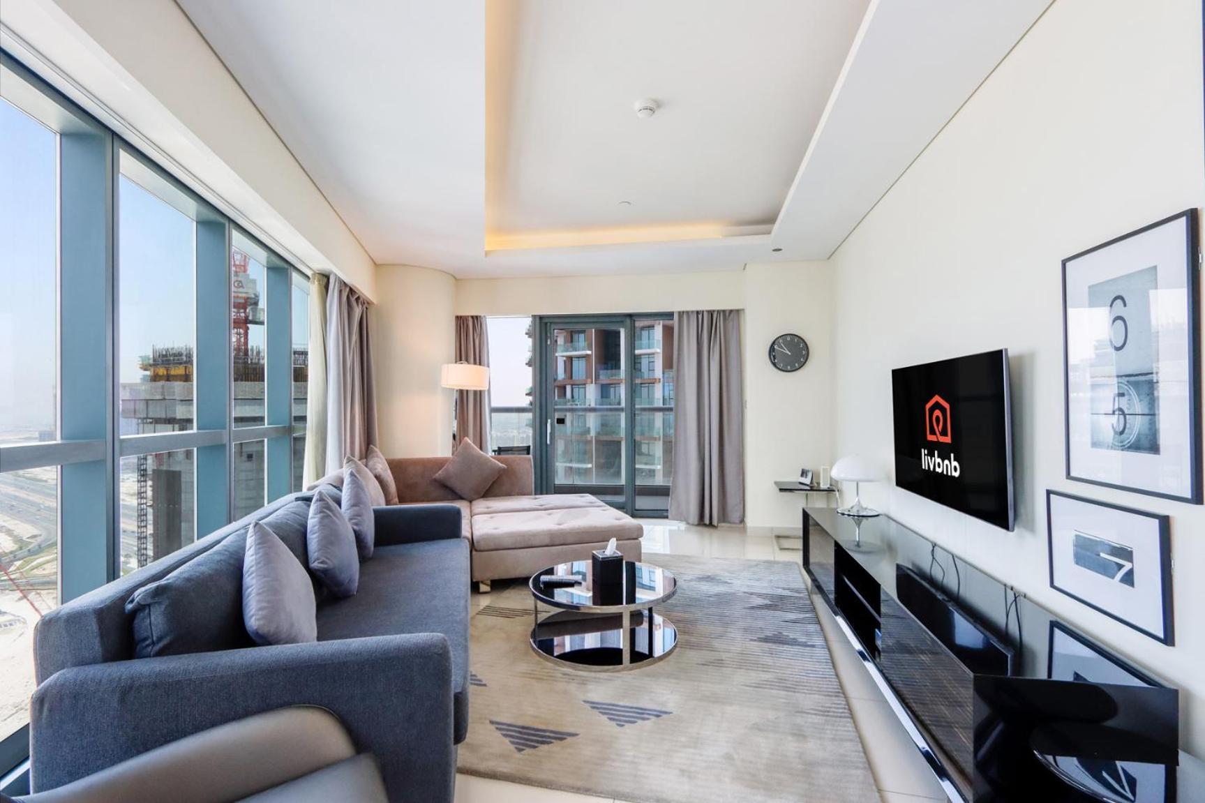Stylish 2br Paramount Near Downtown