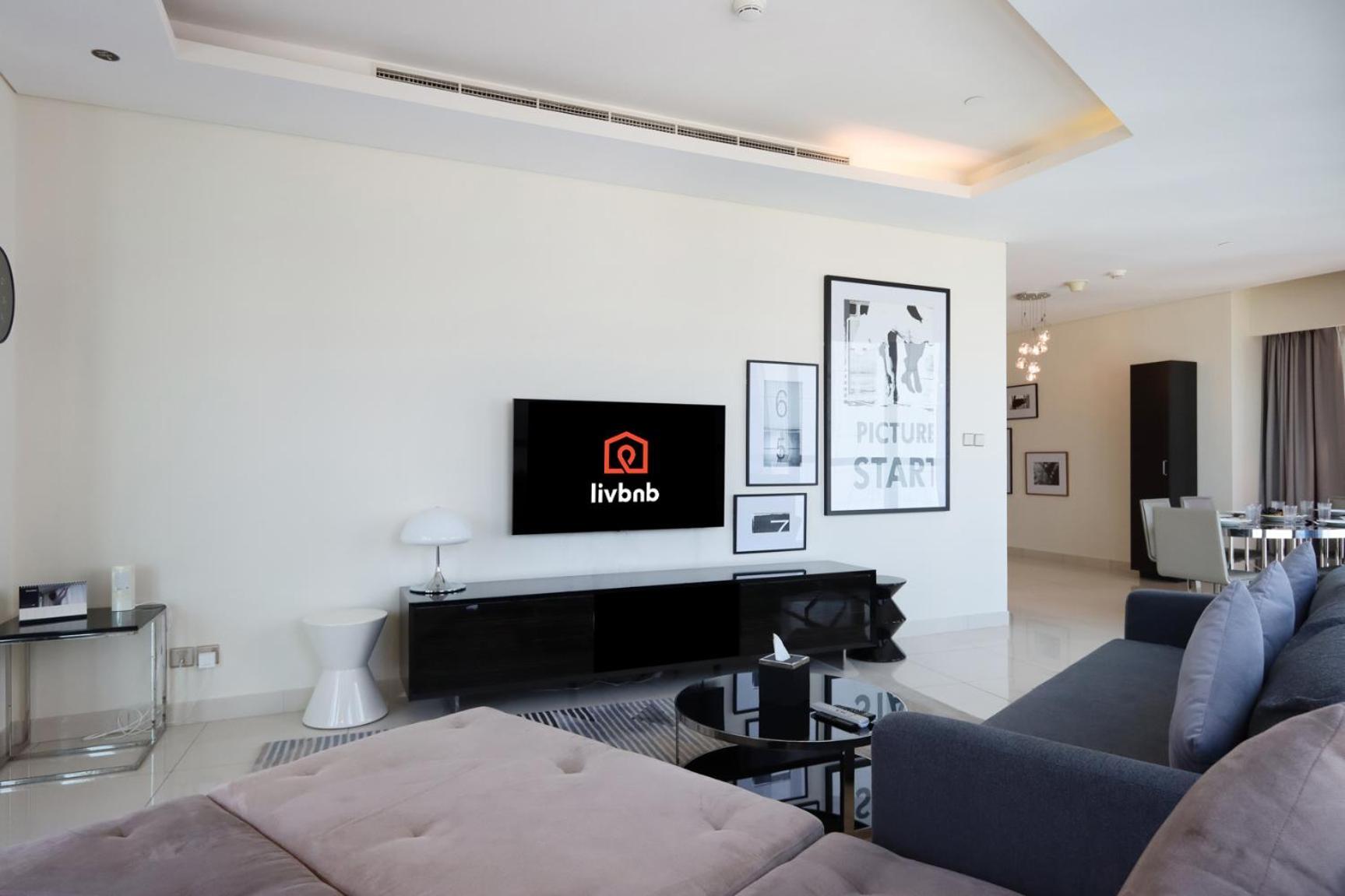 Stylish 2br Paramount Near Downtown